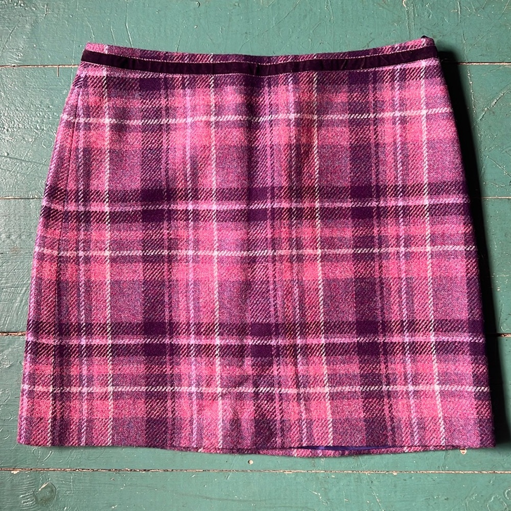 EUC Banana Republic Plaid Wool Skirt